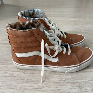 Vans Sk8-Hi Suede Sherpa